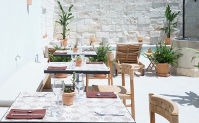PATIO 2